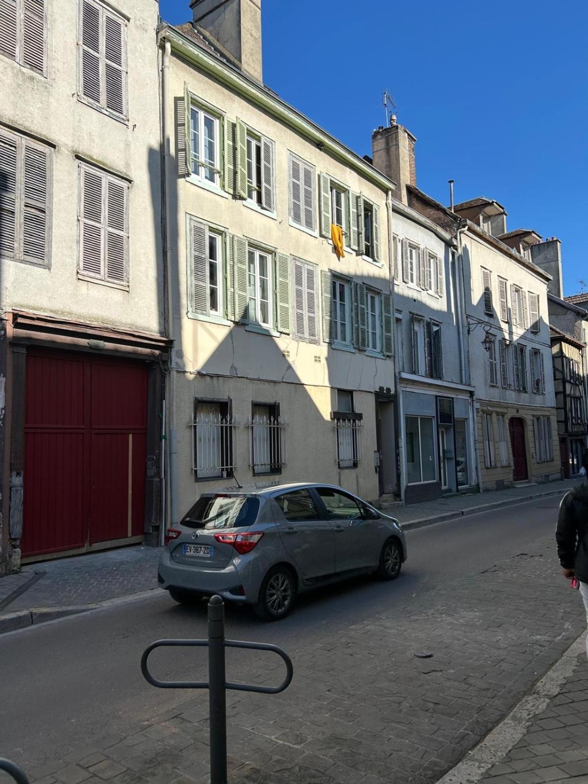 Le Jaillant - Wifi - Centre Ville Historique - Proche Gare Troyes Exterior foto